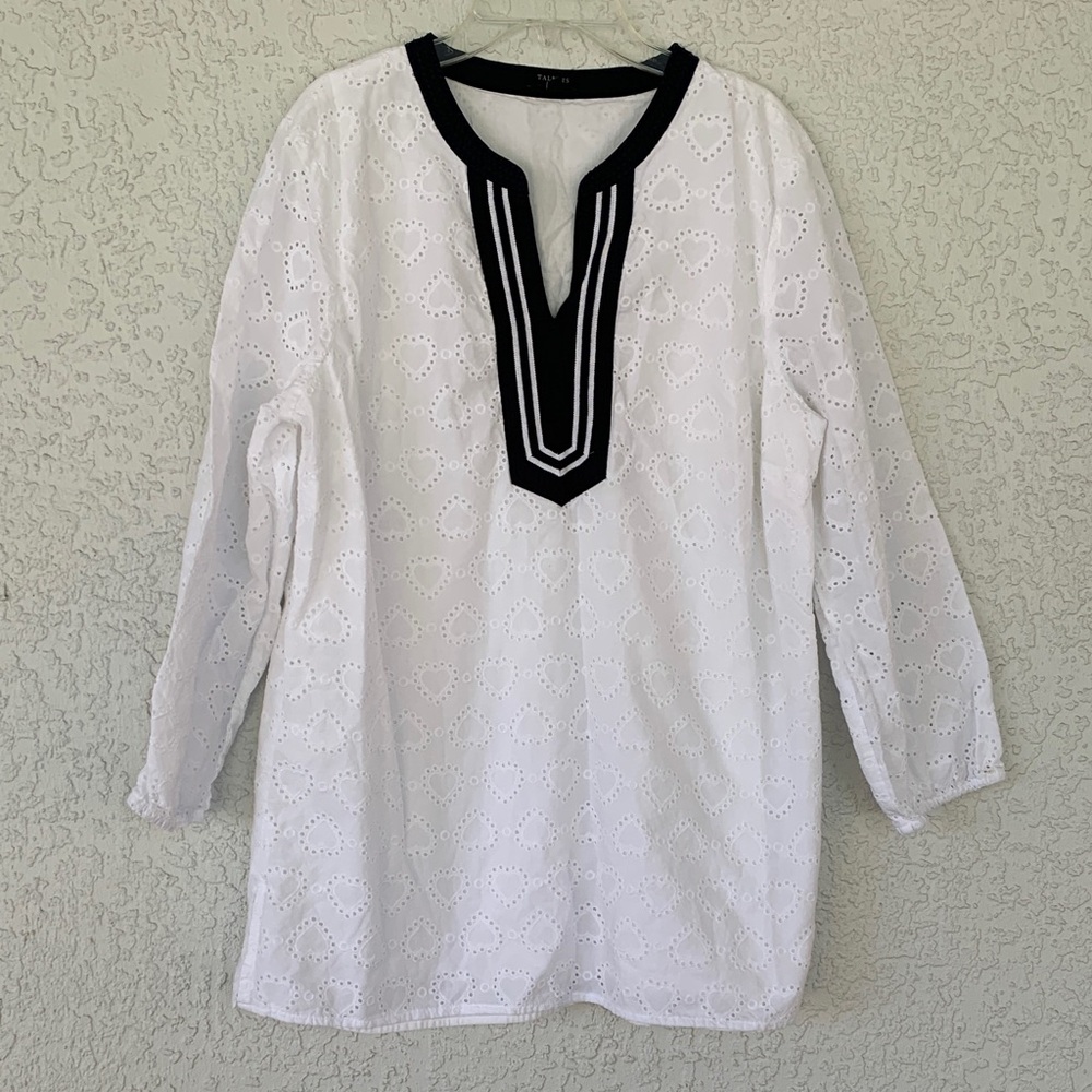 Talbots White Eyelet Tunic with navy blue Trim size L